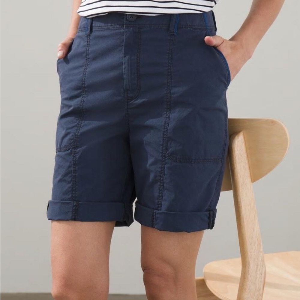 NWT Chico’s Convertible Poplin Cargo Shorts Blue Size 2 Chico’s Size 00 Utility